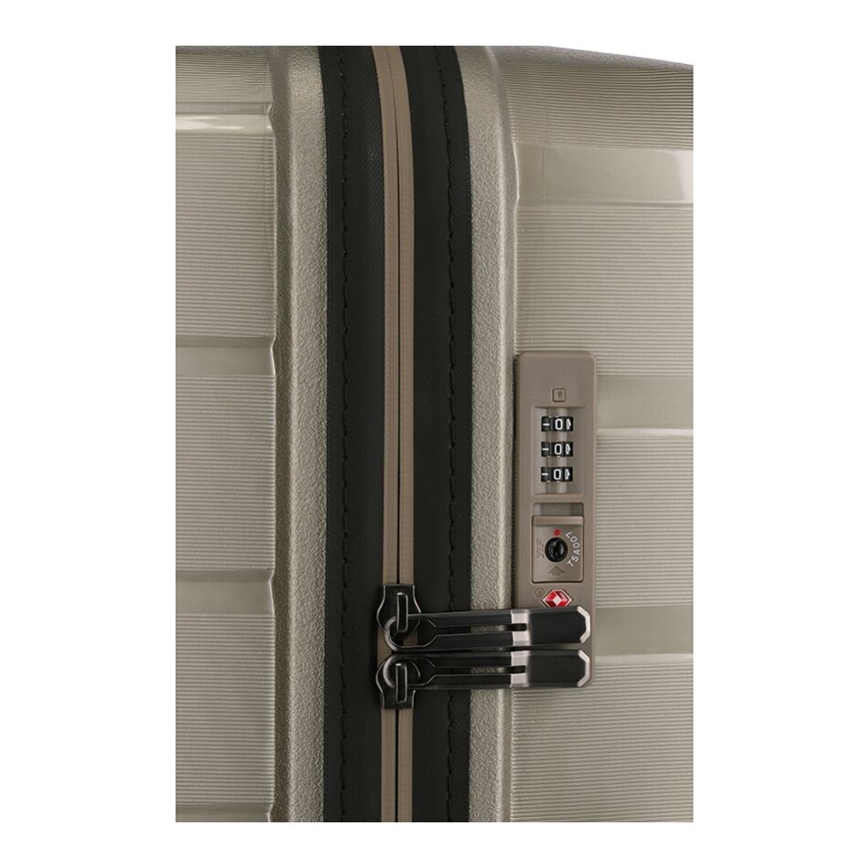 Travelite Air Base 4W Trolley S champagne | Wennekes.nl