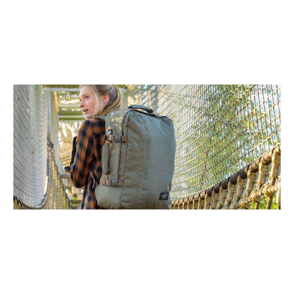 Cabin Zero Classic 44L Cabin Backpack khaki | Wennekes.nl