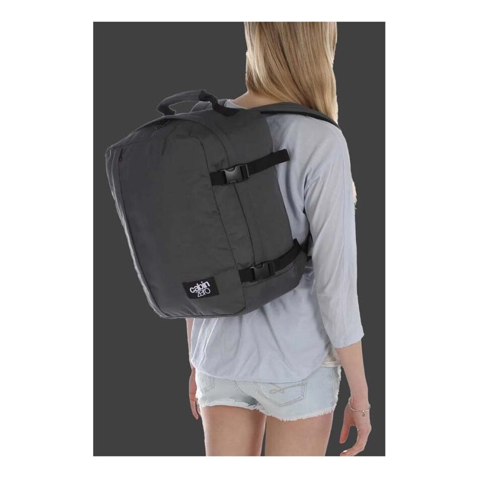 Cabin Zero Classic 28L Cabin Backpack grijs | Wennekes.nl